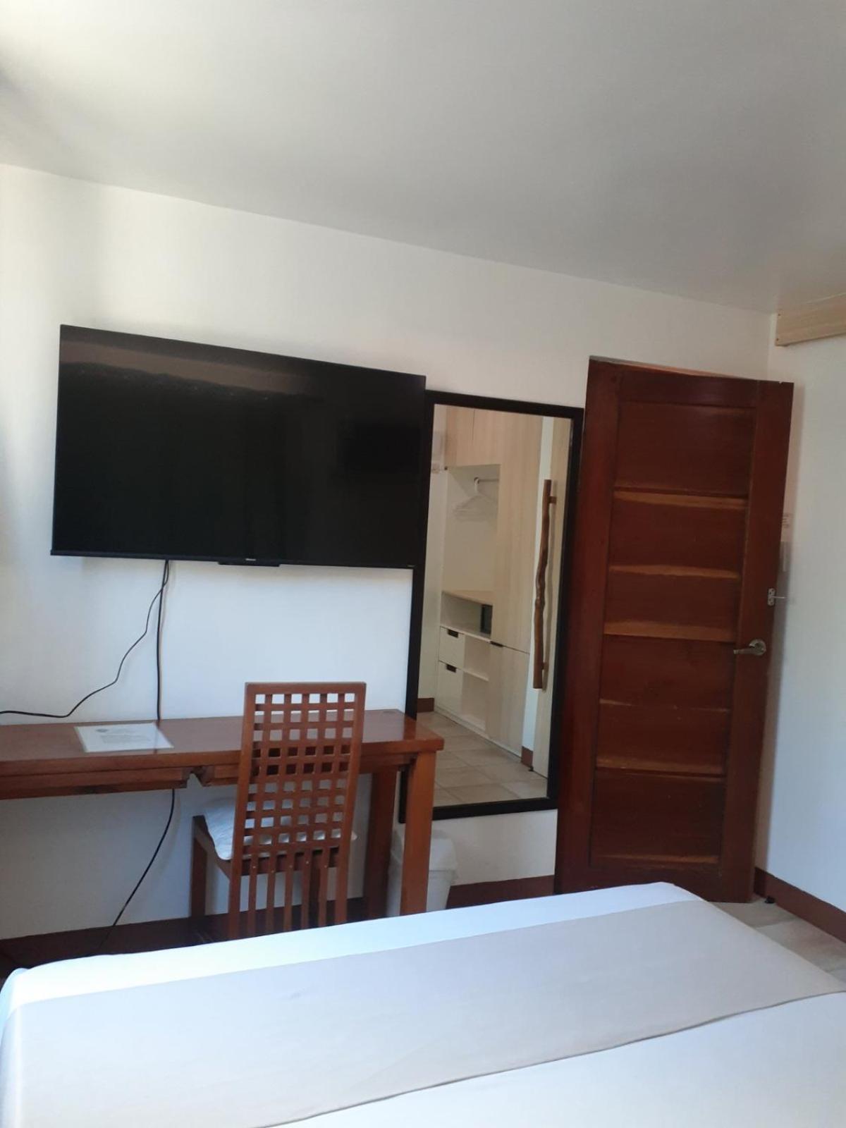 Bluewaves Beach House Balabag  Zewnętrze zdjęcie