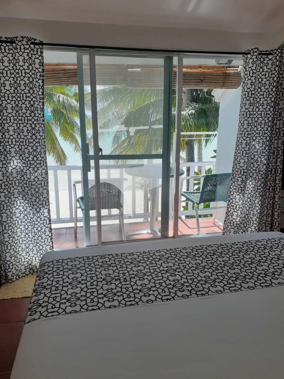 Bluewaves Beach House Balabag  Zewnętrze zdjęcie