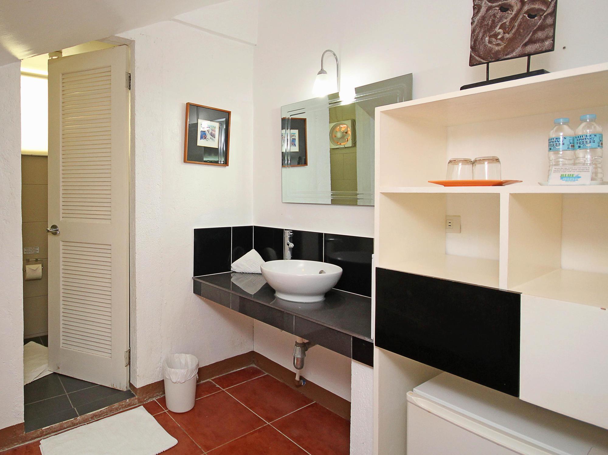 Bluewaves Beach House Balabag  Zewnętrze zdjęcie
