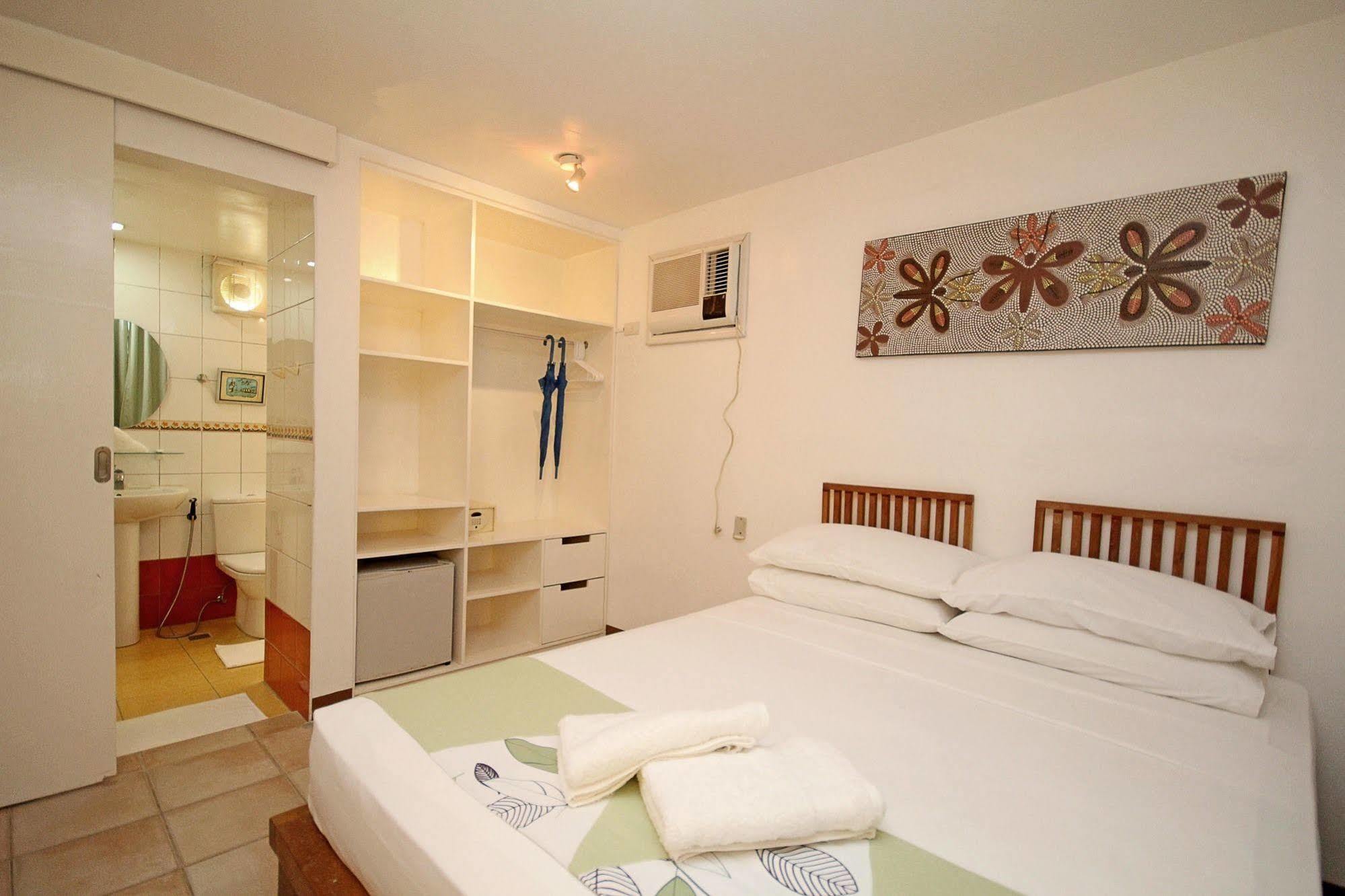 Bluewaves Beach House Balabag  Zewnętrze zdjęcie