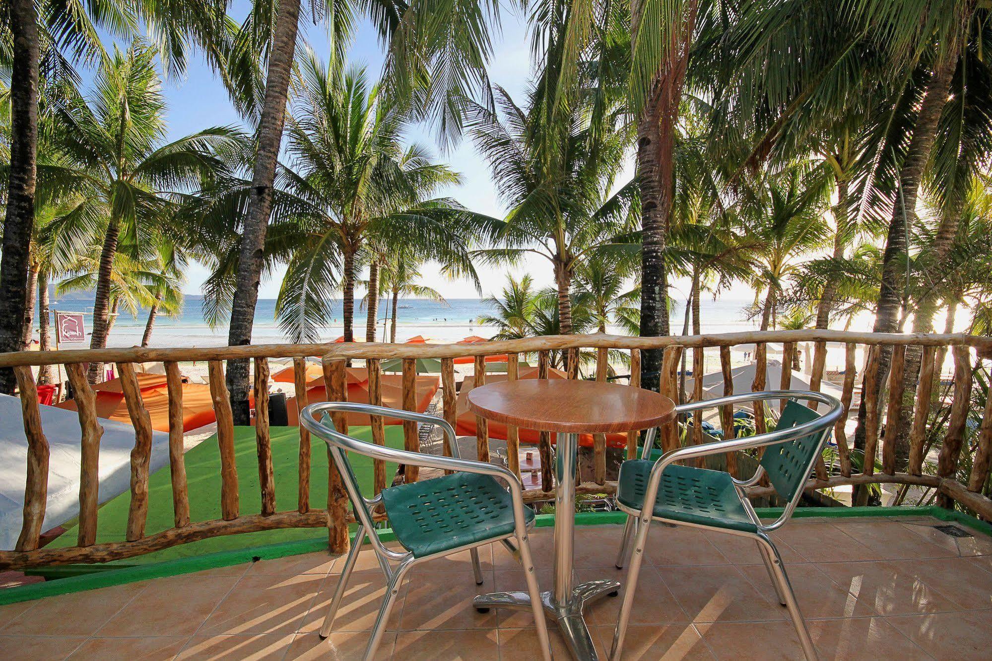 Bluewaves Beach House Balabag  Zewnętrze zdjęcie